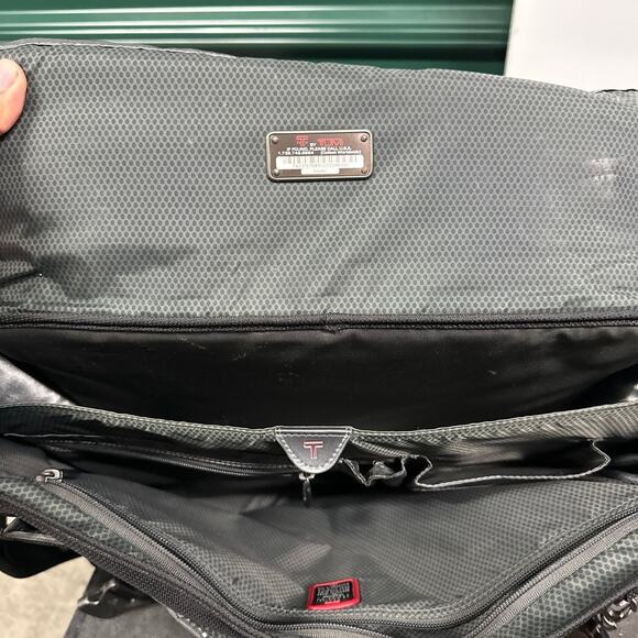 TUMI T-Tech Unisex Ballistic Nylon Laptop Messenger Shoulder Bag Black - Picture 6 of 11